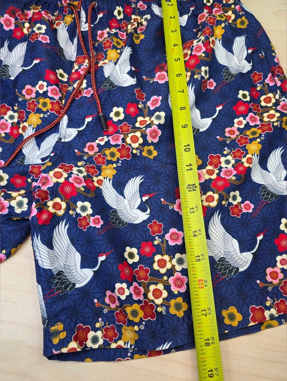 Broken Threads Surf Swim Trunks XL Japanese Crane Floral Print Board Shorts